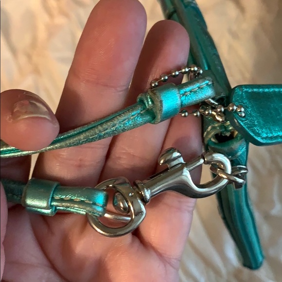 Coach wristlet - Picture 5 of 5